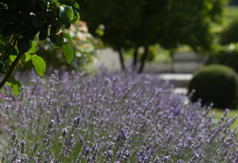 مبيت وإفطار Chateau Du Palanquey & Spa