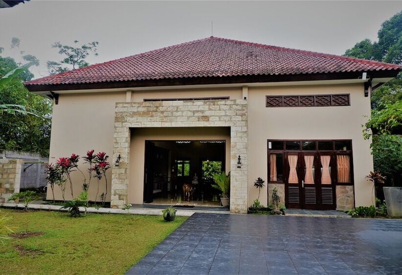Bed and Breakfast Villa Kendi