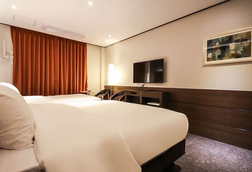 Hamyang Hotel Raon