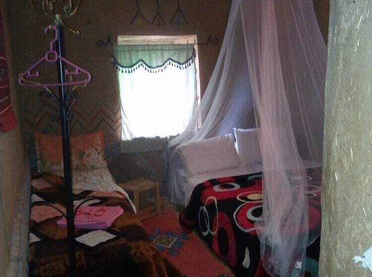فندق فئة نجمة واحدة Auberge Amazigh