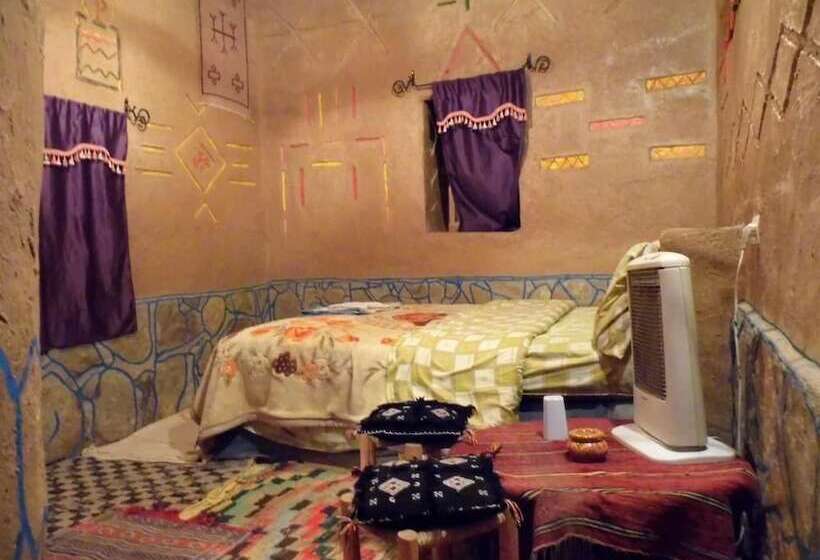 فندق فئة نجمة واحدة Auberge Amazigh