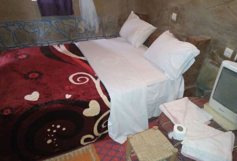 فندق فئة نجمة واحدة Auberge Amazigh