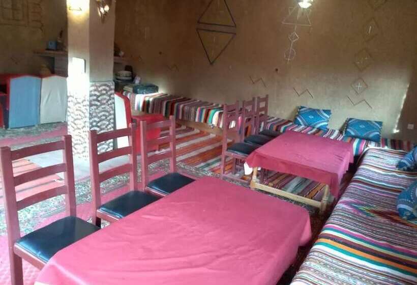 فندق فئة نجمة واحدة Auberge Amazigh