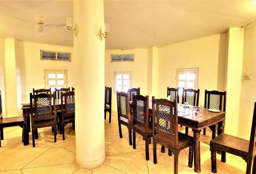 فندق Bhadrawati   A Riverside Safari Lodge Ranthambore