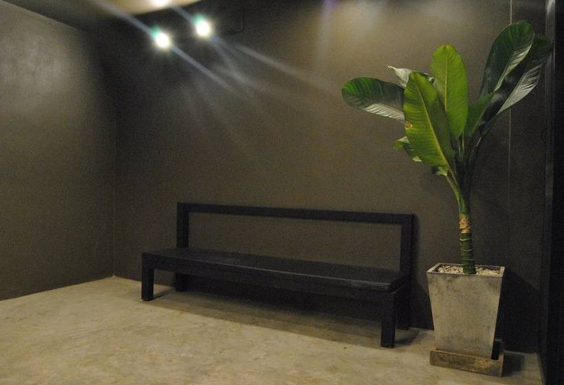 هتل Capsule Hostel Chiangkhan