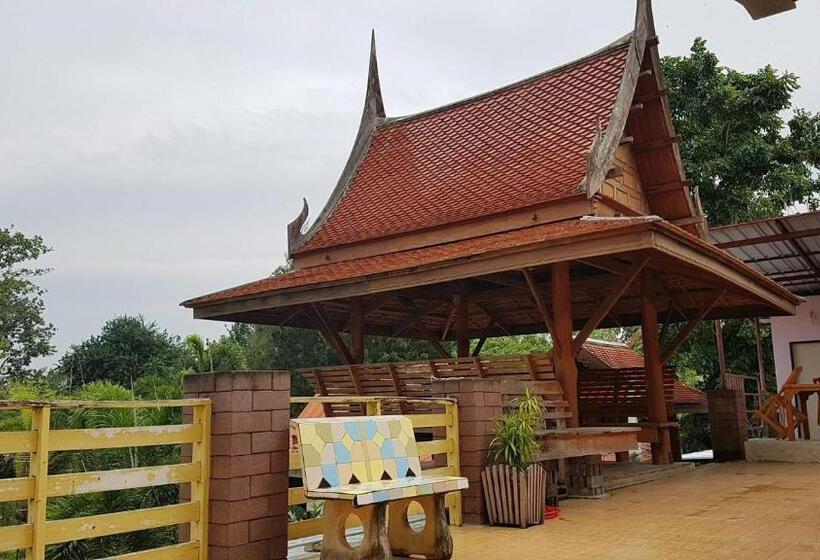 هتل Jorakae Samphan Resort