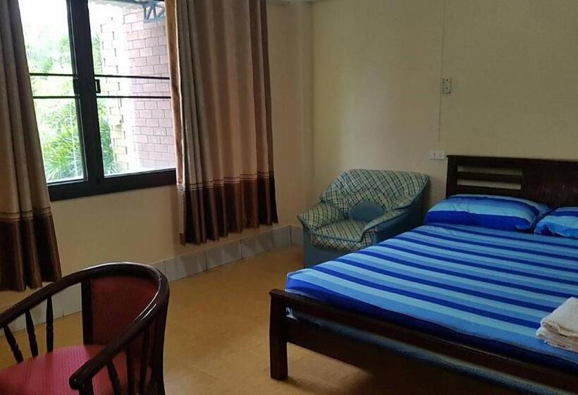 هتل Jorakae Samphan Resort