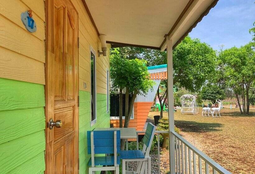 هتل Mourakot Resort