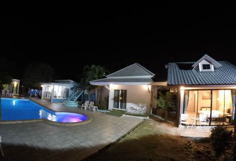 فندق Poh Rak Resort At Pak Chong
