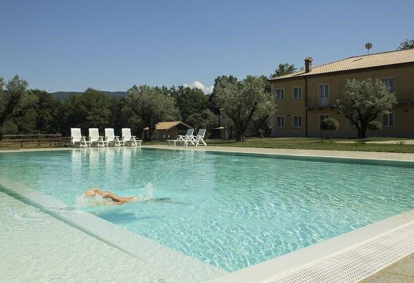 田舎風ホテル Agriturismo Creta Rossa