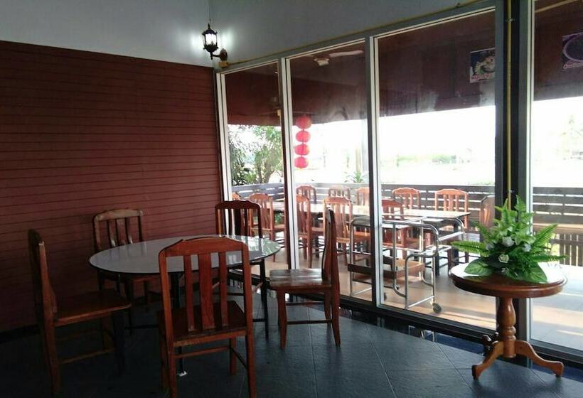 هتل Sawatdee Resort