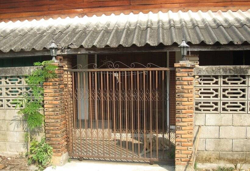 پانسیون Ban Muang Pon Home Stay
