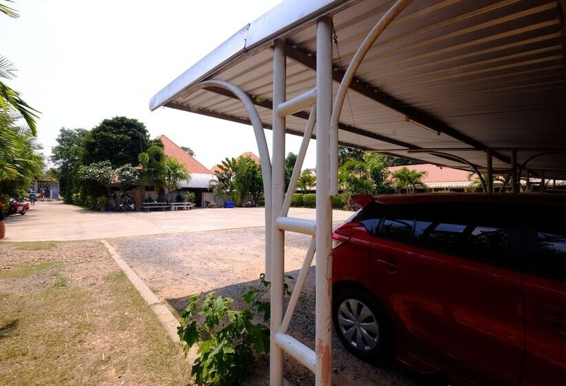 پانسیون Banmaihom