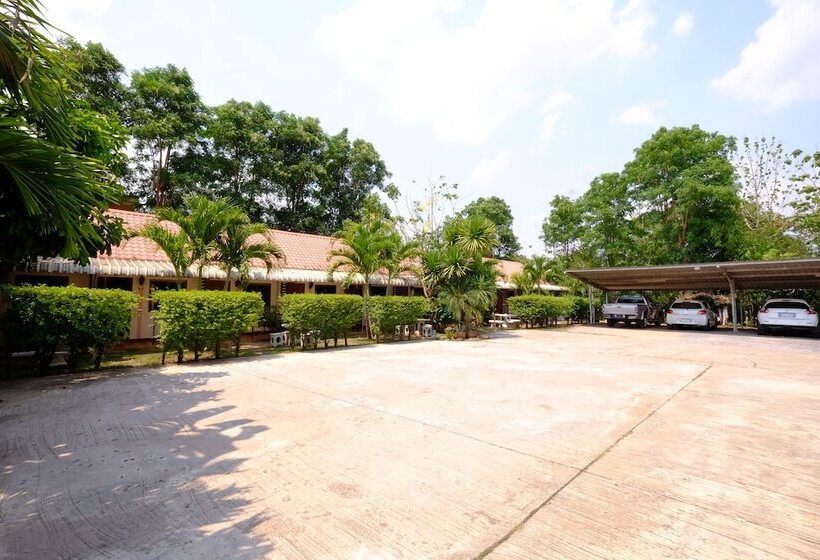 پانسیون Banmaihom