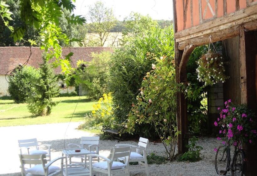 بنسيون Chateau Des Roises