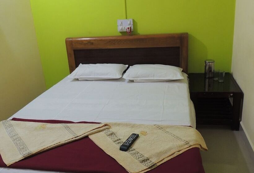 بنسيون Mysa   Dandeli Lodge