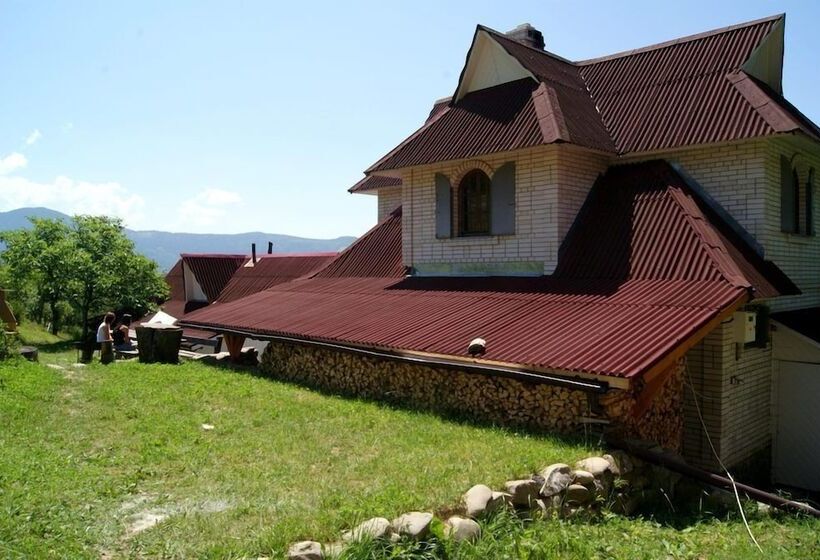 بنسيون Rakhiv Plai