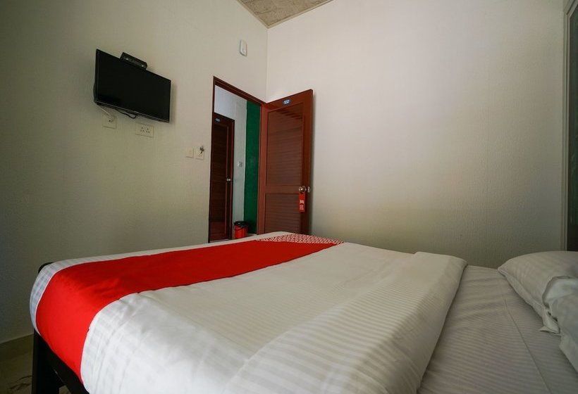 مبيت وإفطار Cardamam County By Oyo Rooms