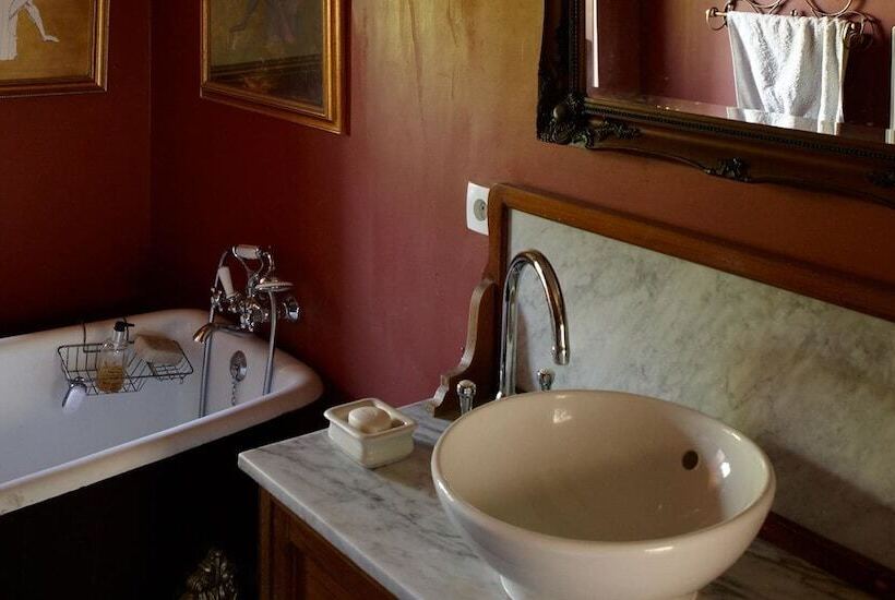 민박 Chateau De La Lande