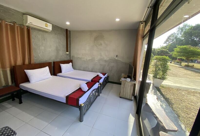فندق Brown Andaman  Krabi