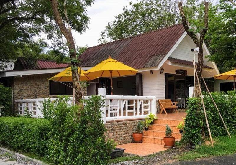 בית מלון כפרי Home And Hill Resort