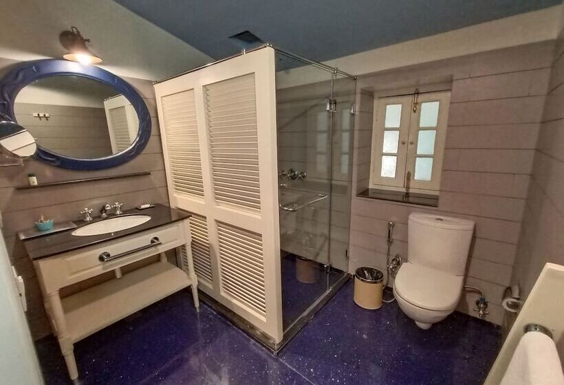 בית מלון כפרי Pine Retreat