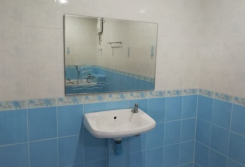 Отель Reurn Thai Resort Ratchaburi