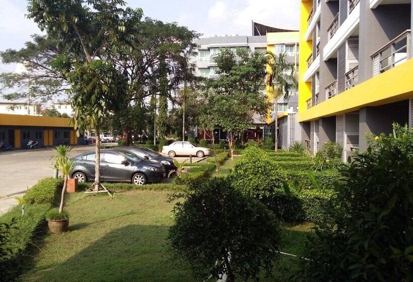 هتل The Park 304
