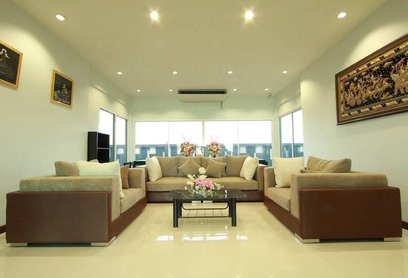 هتل The Park 304