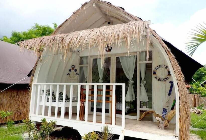 بنسيون Maleo Moyo Seaside Resort