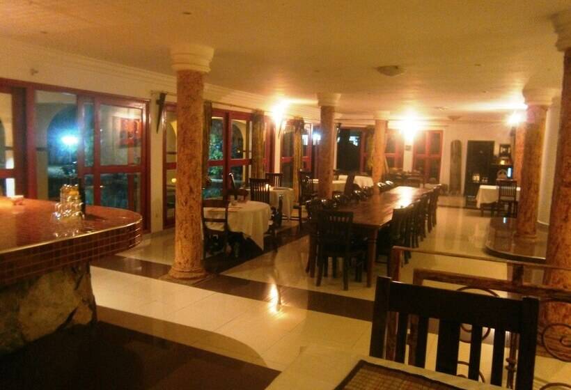 酒店 Accra Royal Castle Apartments & Suites