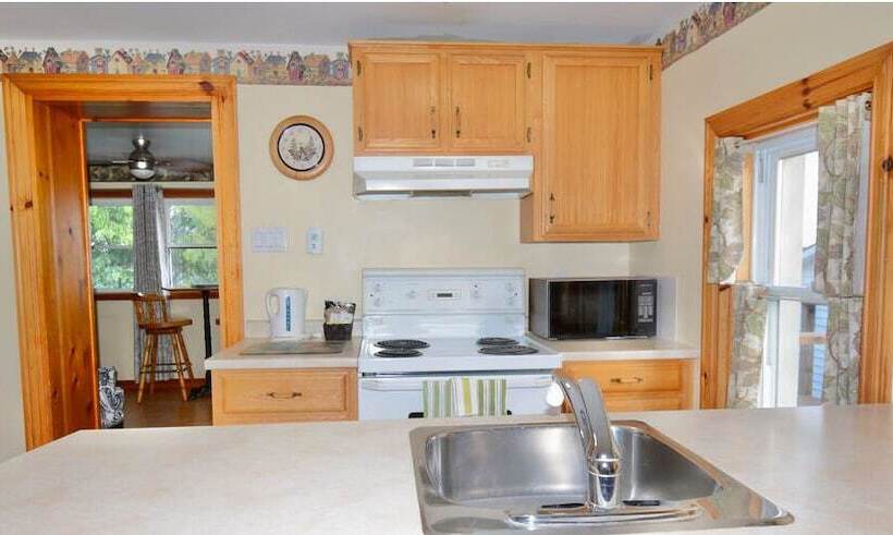 فندق Dewar's Inn On The River