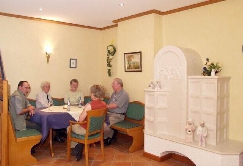 ホテル Landhaus Schend