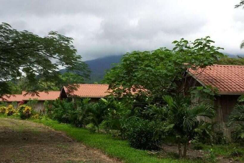 בית מלון כפרי Santa Maria Volcano Lodge