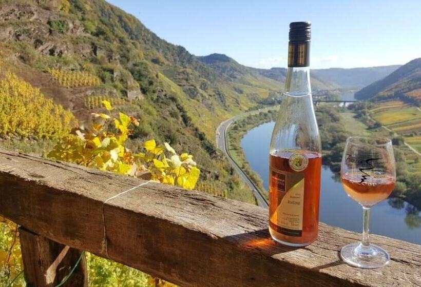 ホテル Zur Dorfschänke