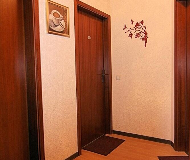 ホテル Zur Dorfschänke