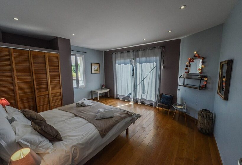 ペンション La Grande Oasis   B&b Et Spa