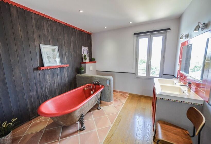 ペンション La Grande Oasis   B&b Et Spa