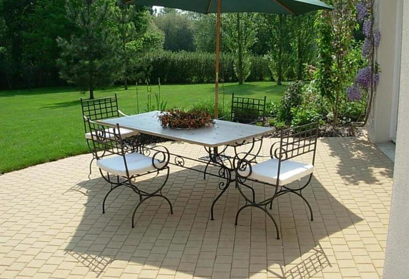 بنسيون Le Sens Des Hôtes