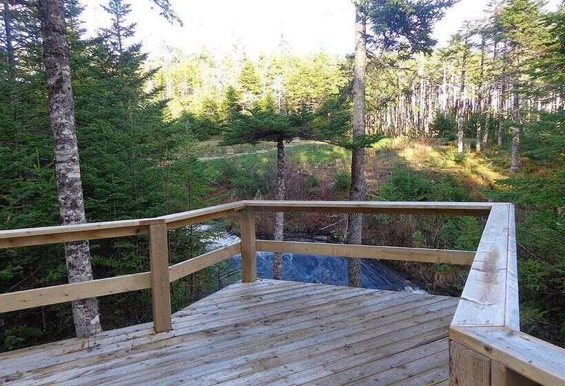منتجع The Wilds At Salmonier River