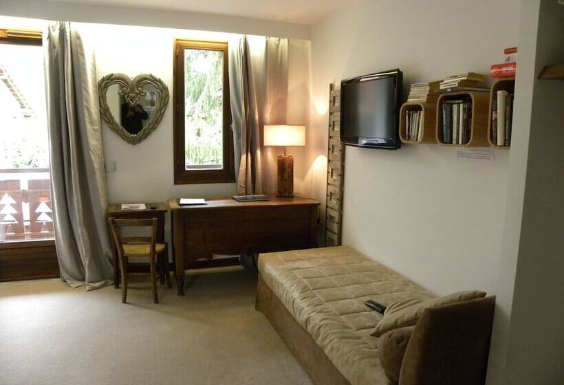 בית מלון כפרי Auberge Des Clarines
