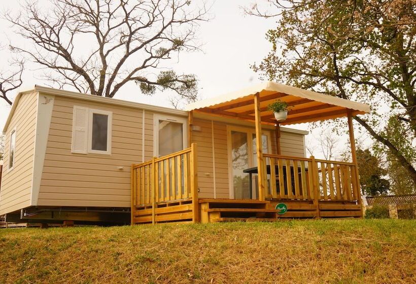 فندق Camping De L île