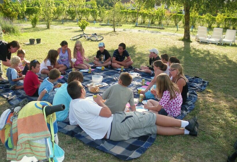 酒店 Camping Du Pontis