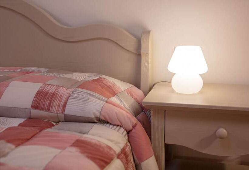 בית מלון כפרי Agriturismo I Comelli