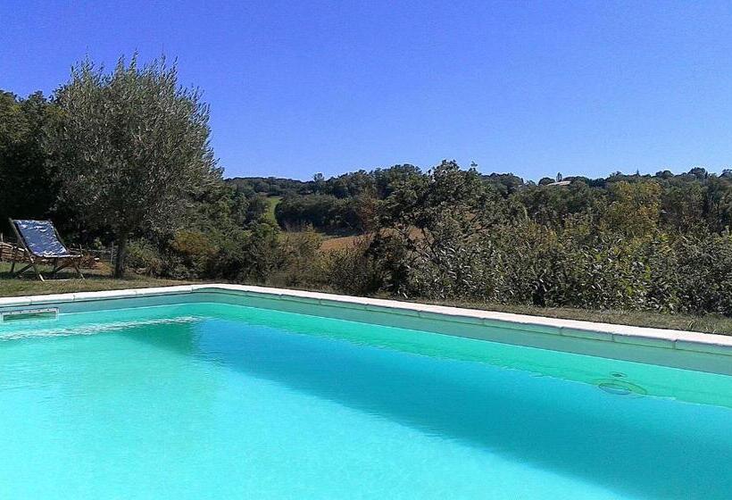 بنسيون La Bastide