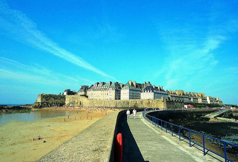 リゾートホテル Azureva Hauteville Sur Mer
