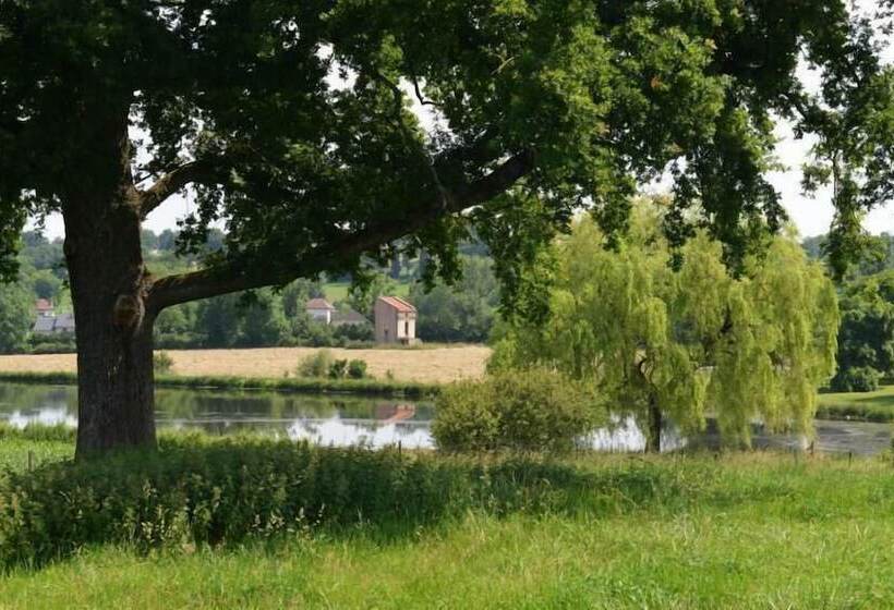 ベッドアンドブレックファースト Chambre D Hotes Lou Caussinhol