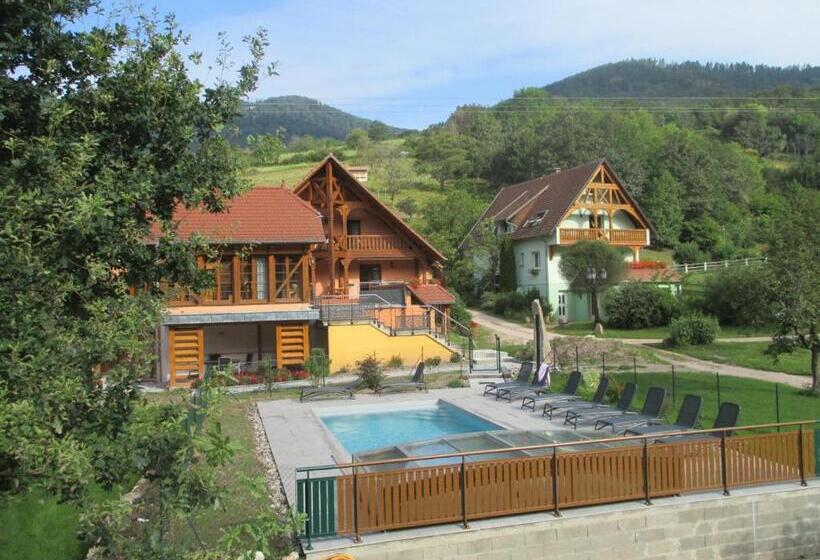 مبيت وإفطار Maison D Hôtes La Cerisaie