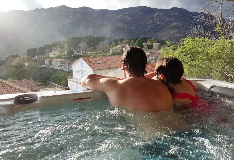 تختخواب و صبحانه San Larenzu