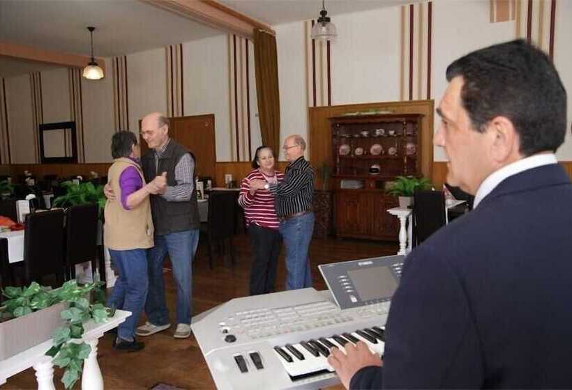 ホテル Geichlinger Wirtshaus